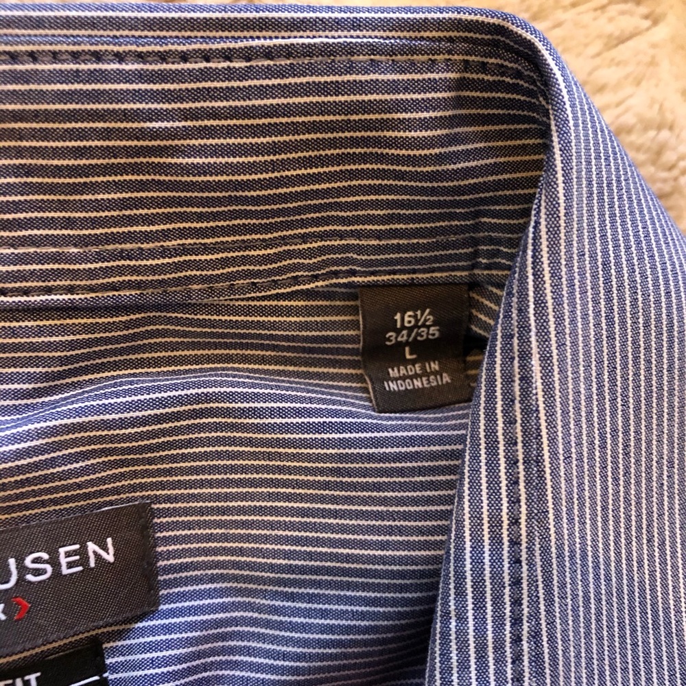 Men’s Van Huesen button down - Picture 3 of 4
